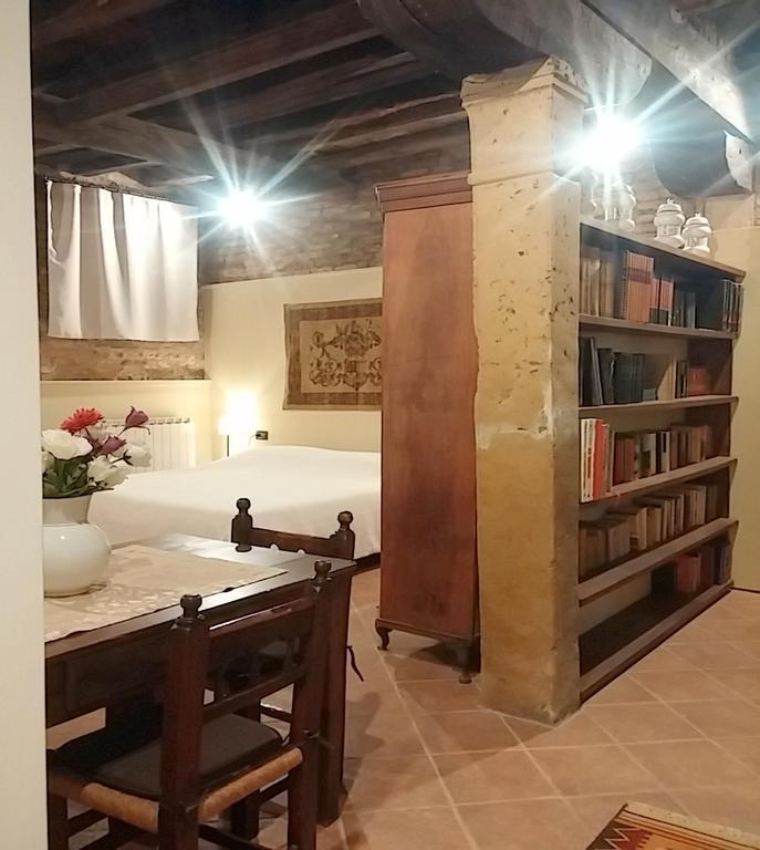 Charming Open-Space Do Torri Venice Exterior photo